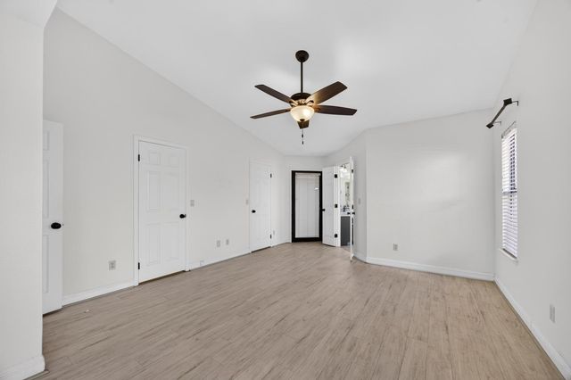 5119 Stoneglen Way, Elk Grove, CA 95758