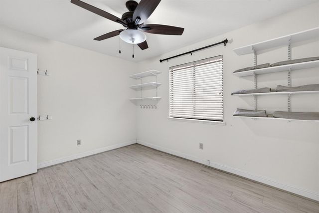 5119 Stoneglen Way, Elk Grove, CA 95758