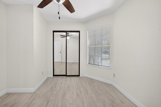 5119 Stoneglen Way, Elk Grove, CA 95758