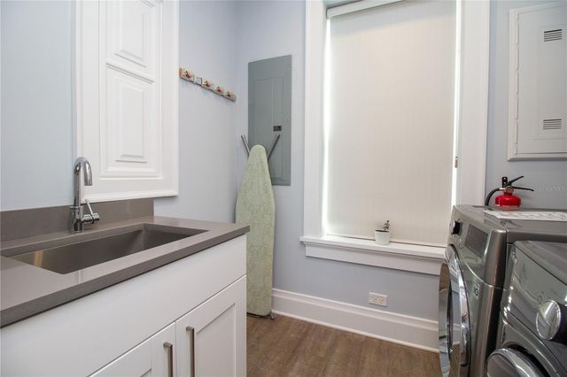 158 BRIGHTWATER DRIVE 1, Clearwater Beach, FL 33767