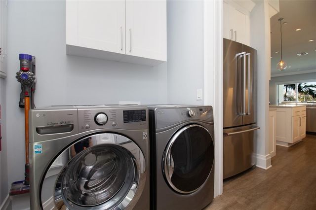 158 BRIGHTWATER DRIVE 1, Clearwater Beach, FL 33767