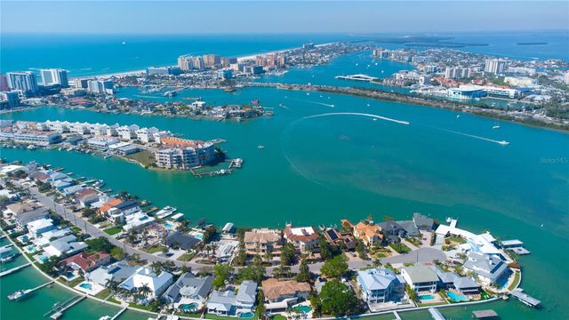 158 BRIGHTWATER DRIVE 1, Clearwater Beach, FL 33767