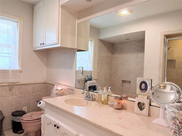 431 County Road 2715, Mt Pleasant, TX 75455