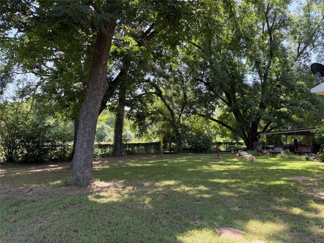 431 County Road 2715, Mt Pleasant, TX 75455