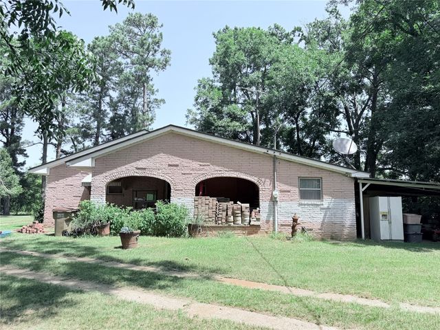 431 County Road 2715, Mt Pleasant, TX 75455