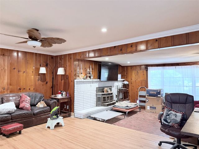 431 County Road 2715, Mt Pleasant, TX 75455
