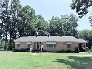 431 County Road 2715, Mt Pleasant, TX 75455