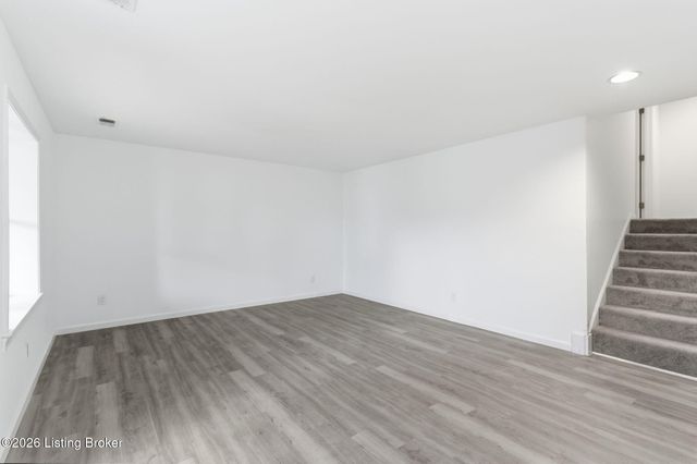 2005 Harrods Landing Dr 2005, Prospect, KY 40059