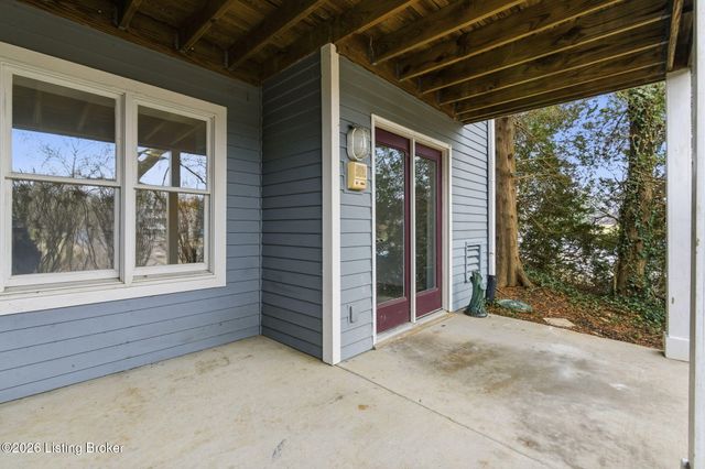 2005 Harrods Landing Dr 2005, Prospect, KY 40059