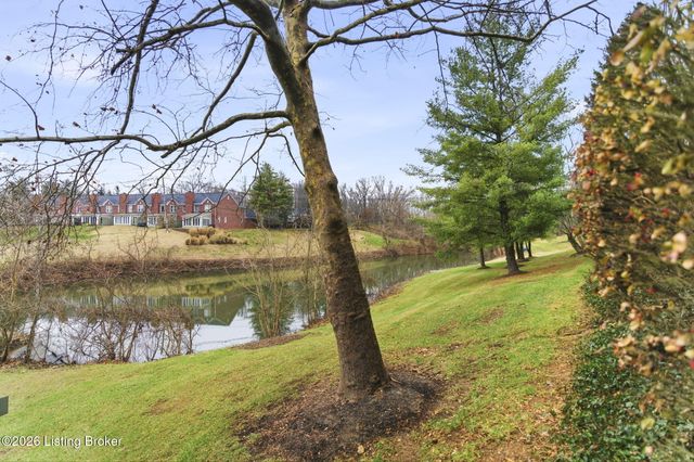 2005 Harrods Landing Dr 2005, Prospect, KY 40059