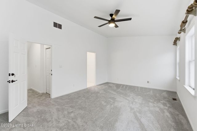 2005 Harrods Landing Dr 2005, Prospect, KY 40059