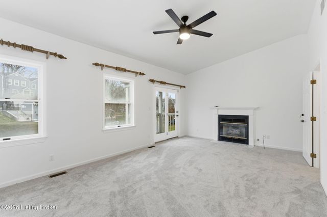 2005 Harrods Landing Dr 2005, Prospect, KY 40059