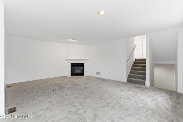 2005 Harrods Landing Dr 2005, Prospect, KY 40059