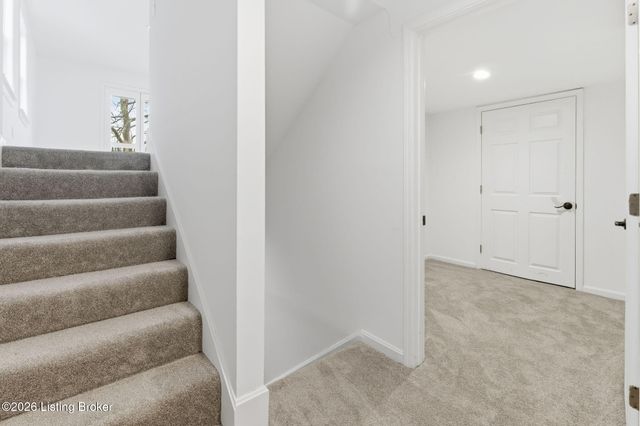 2005 Harrods Landing Dr 2005, Prospect, KY 40059