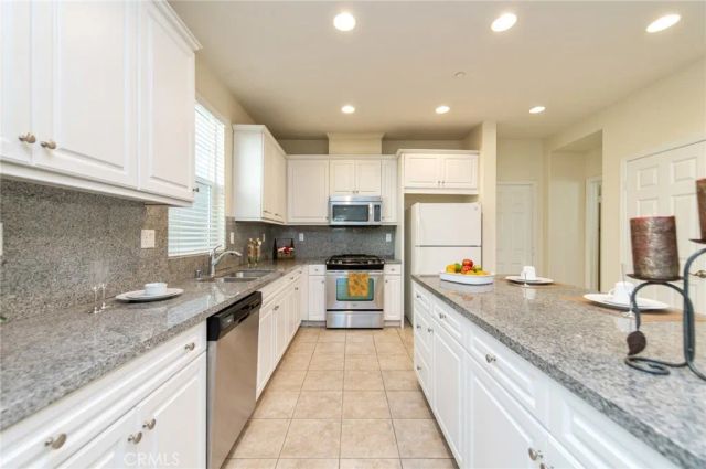 2841 E Via Terrano, Ontario, CA 91764