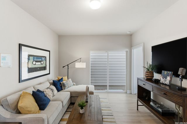 6464 Babcock Rd Unit 906, San Antonio, TX 78249