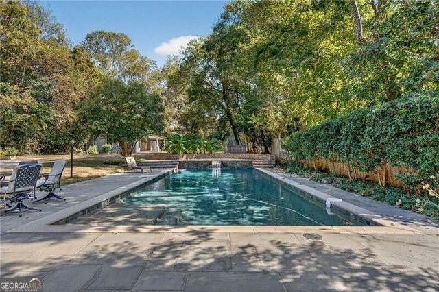 2143 Ponce De Leon Avenue NE, Atlanta, GA 30307