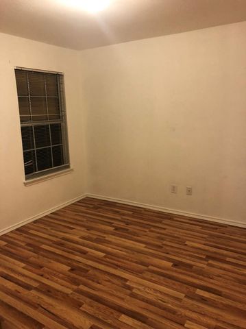 713 Camino Alto DR, Leander, TX 78641