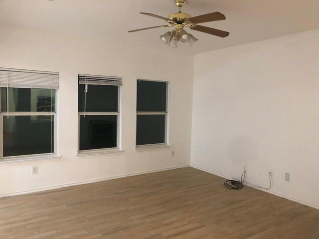 713 Camino Alto DR, Leander, TX 78641