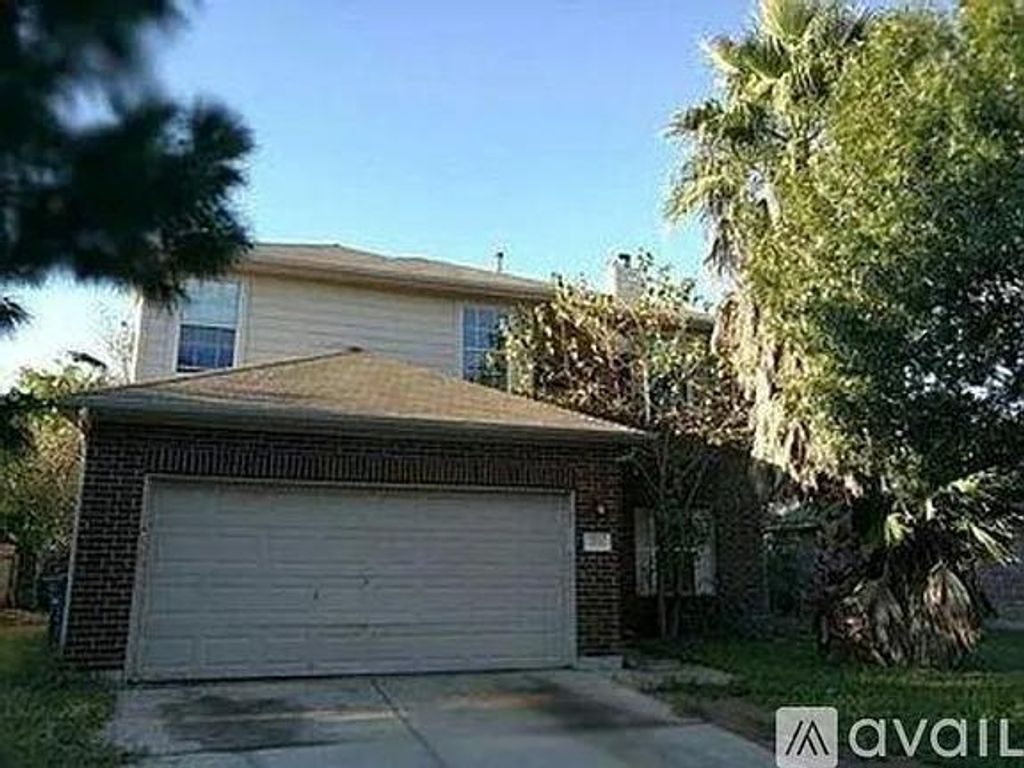 713 Camino Alto DR, Leander, TX 78641