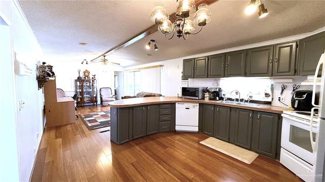 4921 Camellia Avenue, Mcallen, TX 78501