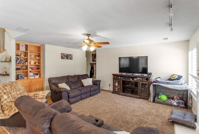 1752 Sierra Brook Court, Manteca, CA 95337