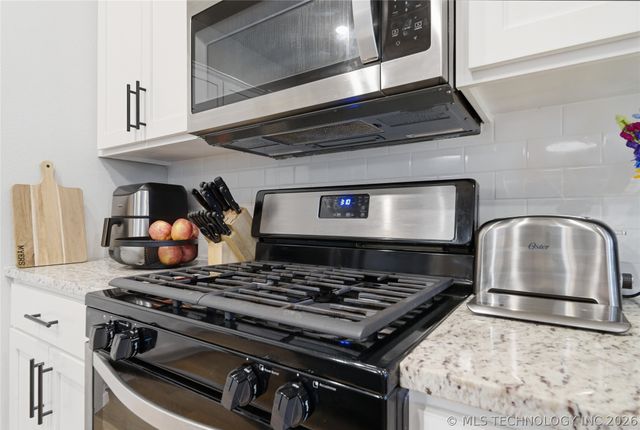 13827 S Quincy Street, Glenpool, OK 74033