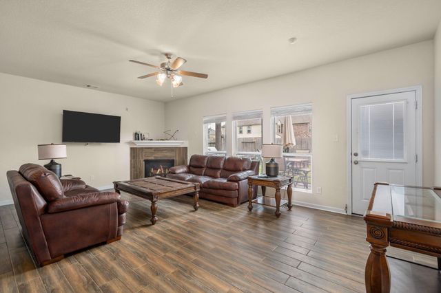 2702 Elm Crossing Trail, Spring, TX 77386