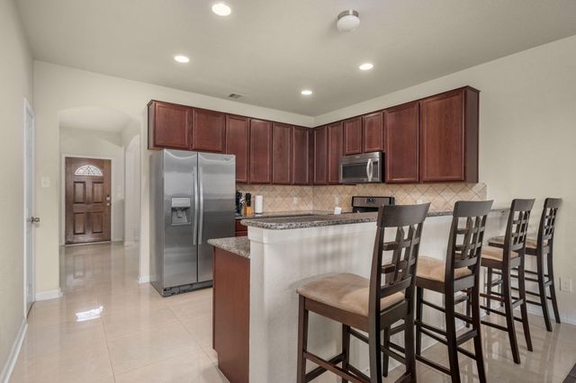 2702 Elm Crossing Trail, Spring, TX 77386