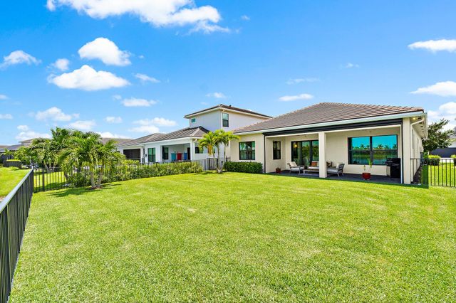 15883 KEY BISCAYNE Lane, The Acreage, FL 33470