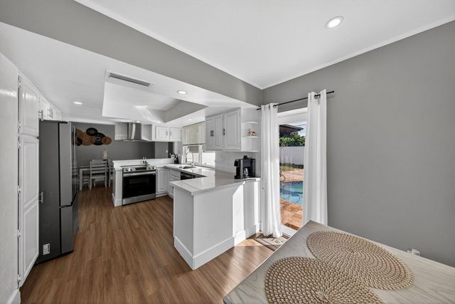 7450 Branch St, Hollywood, FL 33024