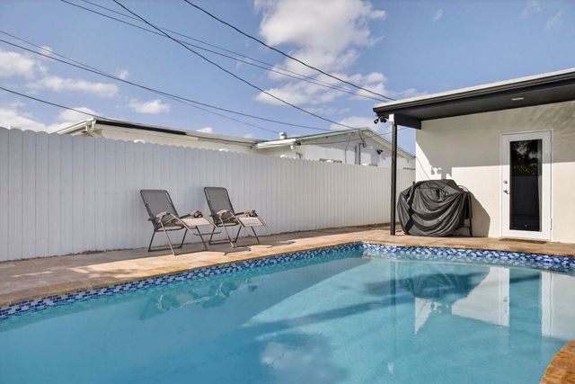 7450 Branch St, Hollywood, FL 33024