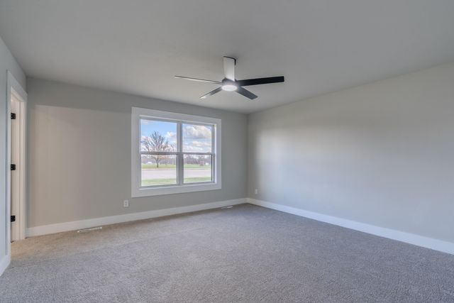 2530 S Hartford Avenue, Bolivar, MO 65613