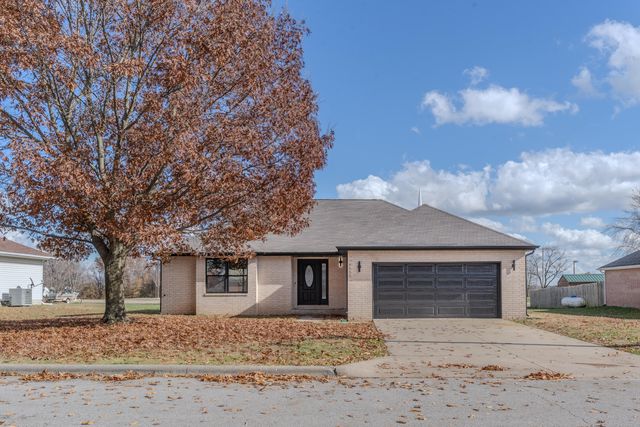 2530 S Hartford Avenue, Bolivar, MO 65613