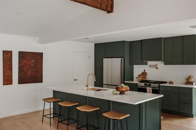 7104 Greenock ST, Austin, TX 78749