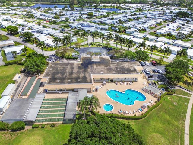 2012 SW 17th Avenue, Boynton Beach, FL 33426