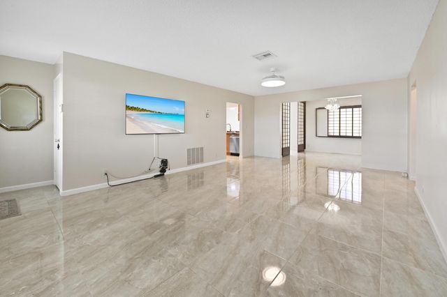 2012 SW 17th Avenue, Boynton Beach, FL 33426