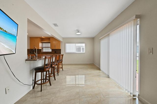 2012 SW 17th Avenue, Boynton Beach, FL 33426
