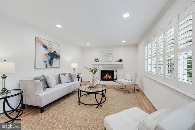 12400 ALEXANDER CORNELL DR, Fairfax, VA 22033