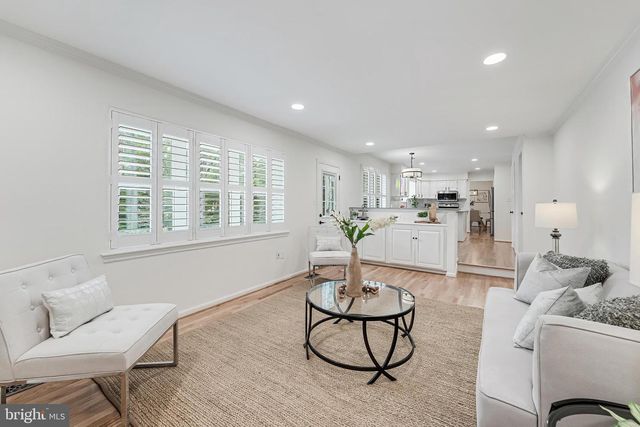 12400 ALEXANDER CORNELL DR, Fairfax, VA 22033