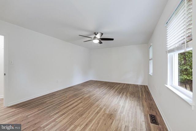 12400 ALEXANDER CORNELL DR, Fairfax, VA 22033