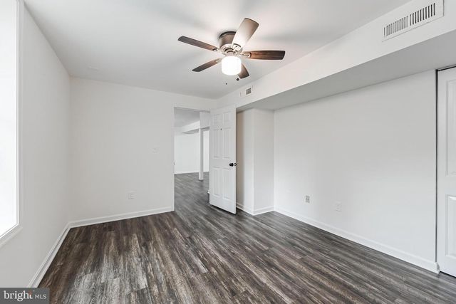 12400 ALEXANDER CORNELL DR, Fairfax, VA 22033