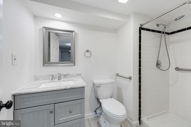 12400 ALEXANDER CORNELL DR, Fairfax, VA 22033