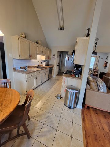 7926 MACON RD, Cordova, TN 38018