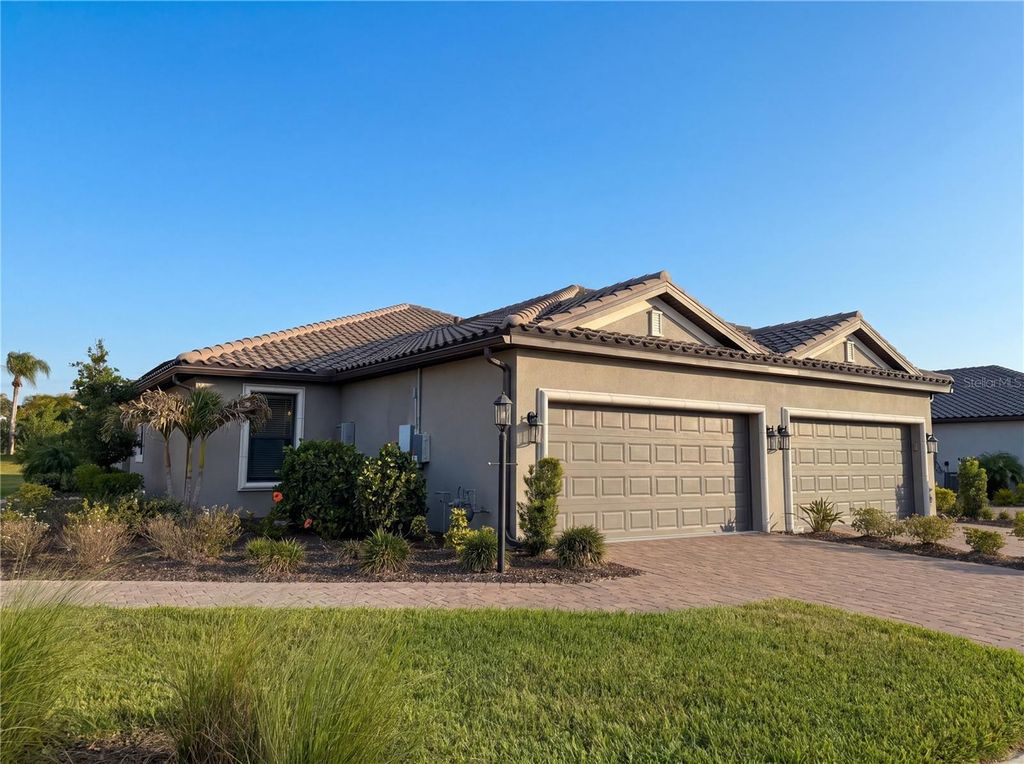 10064 MORNING MIST LANE, Sarasota, FL 34241