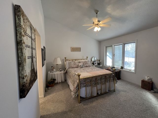 466 44th Ave Court 17, East Moline, IL 61244