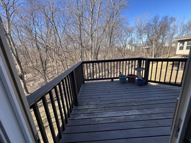 466 44th Ave Court 17, East Moline, IL 61244