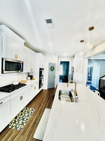 2709 Slatewood Way, Murfreesboro, TN 37129