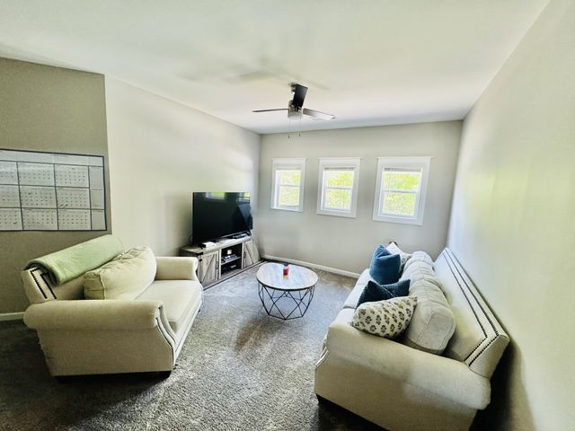 2709 Slatewood Way, Murfreesboro, TN 37129