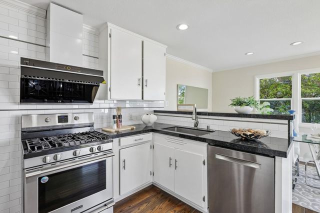 1512 Alturas Drive, Burlingame, CA 94010
